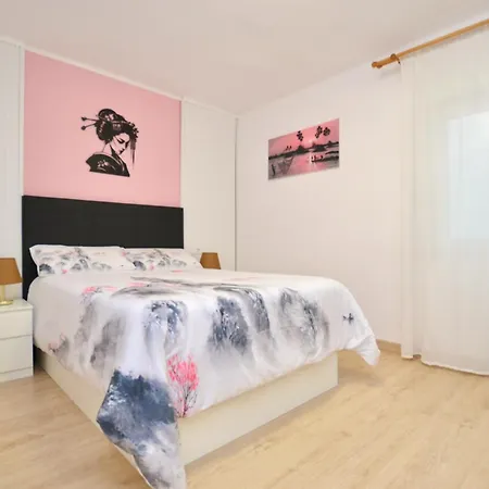 Apartment 3 Hab Matrimoniales Garaje Grande Incluido - Moderno - Arena23 Gijon